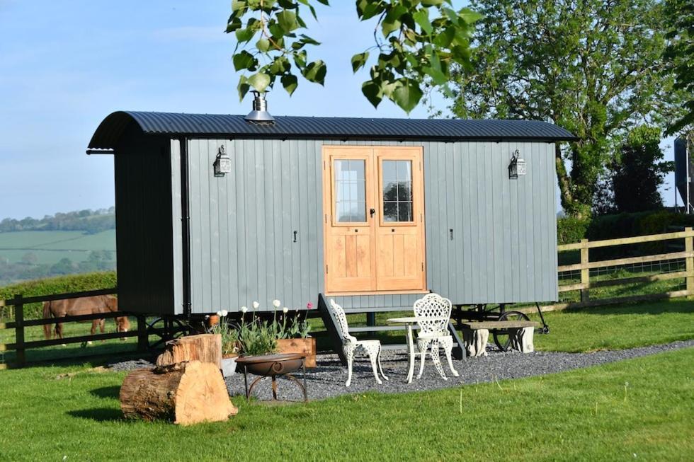 קארמרת'ן The Shepherds Hut מראה חיצוני תמונה